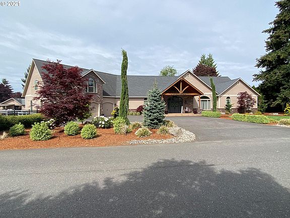 3rd image of 1106 SE 187th Ave