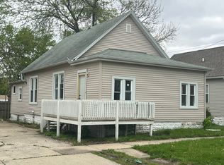 429 E Locust St, Kankakee, IL 60901