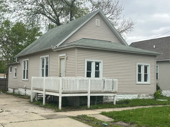 429 E Locust St, Kankakee, IL 60901
