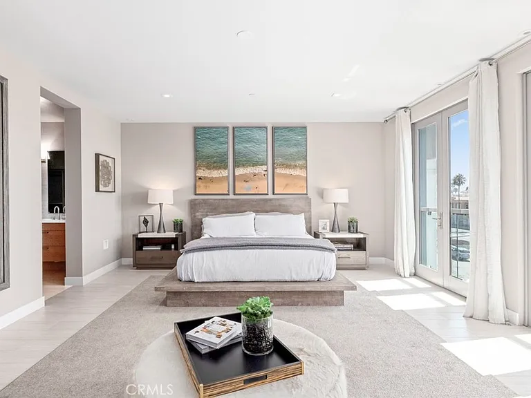 2280 Newport Blvd #203 — Photo 3