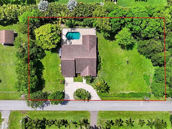 3rd image of 11400 NW 20th Ct