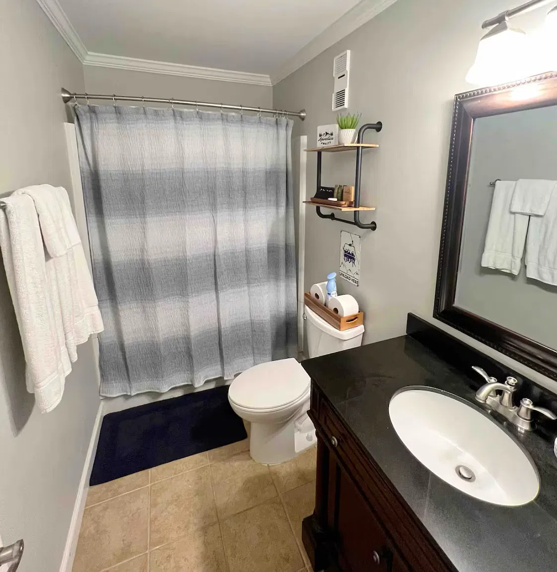 301 Pinnacle Inn Rd — Photo 3