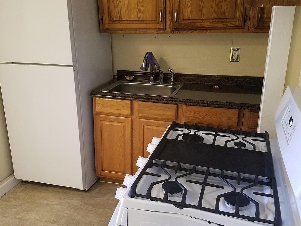 1st image of 901 Mechanic St APT 3