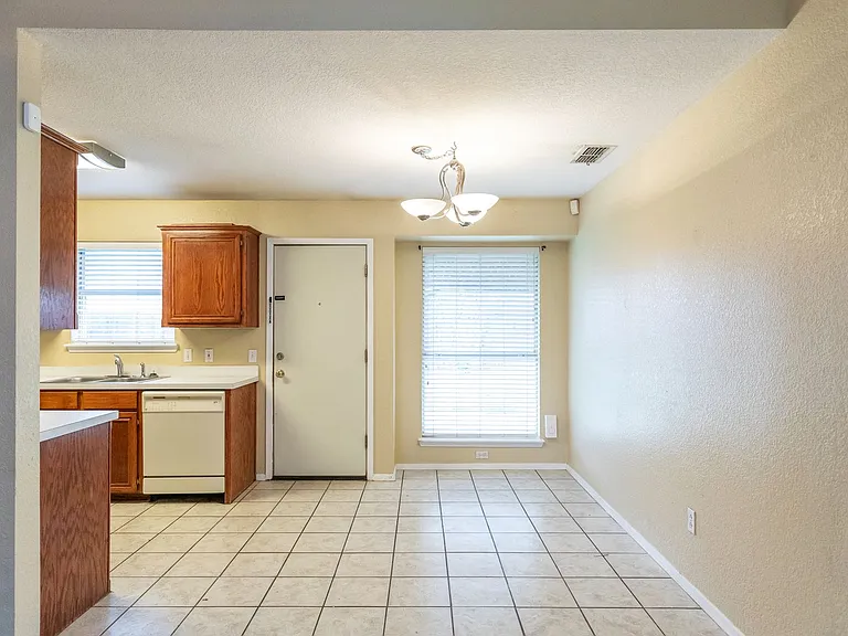 3834 Purdue Ln — Photo 18