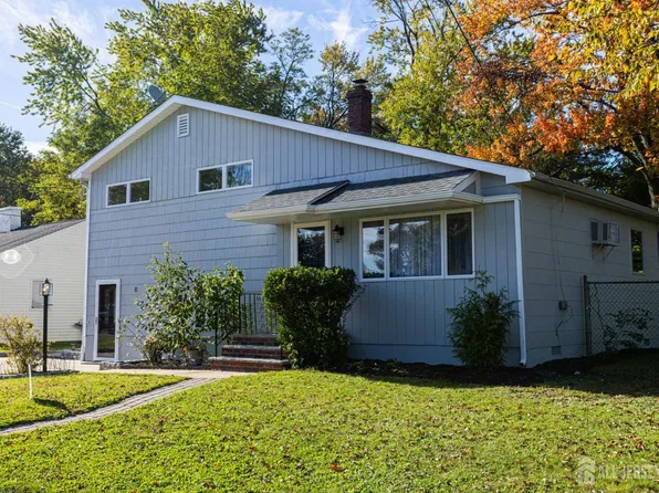 8 Stony Rd, Edison, NJ 08817