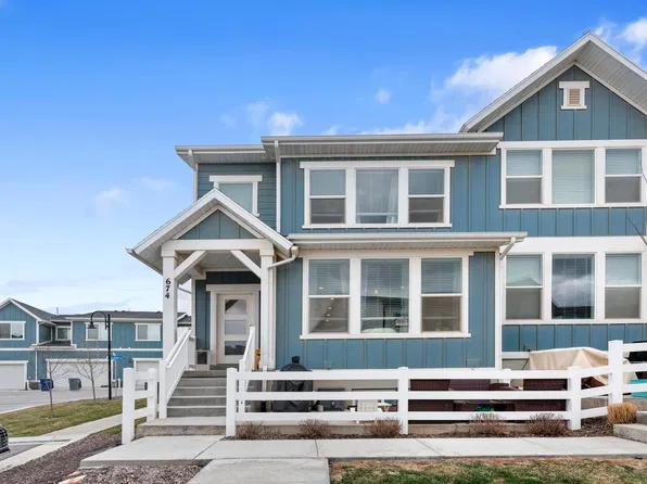 674 S Burkhill Ln, North Salt Lake, UT 84054