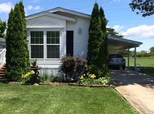 147 Morningside Dr, Port Clinton, OH 43452