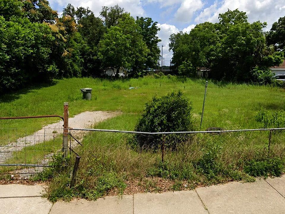 1st image of 512 Massachusetts Ave