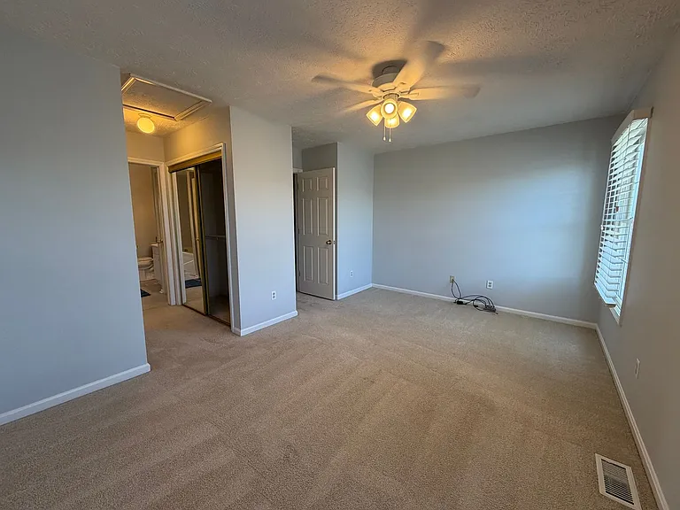 8325 Beacon Pl — Photo 15