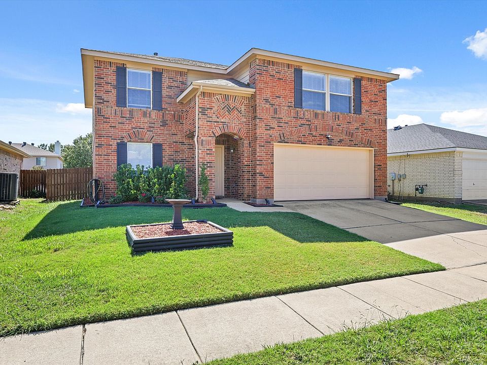 1st image of 1534 Thornhill Ln