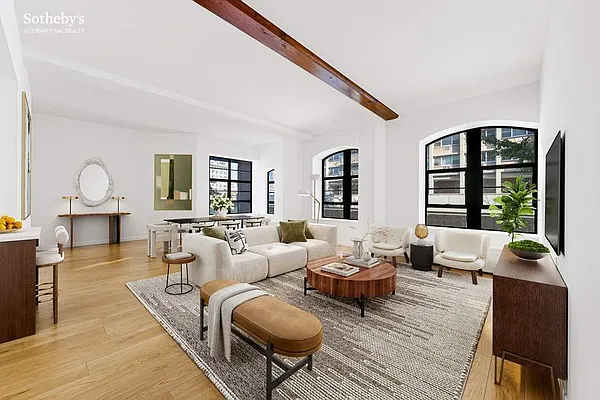 Sold by Sotheby's International Realty | media 1