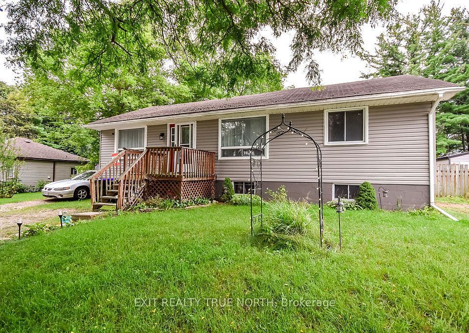 1st image of 130 Sydenham St