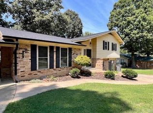 14 Lisa St, Batesville, AR 72501