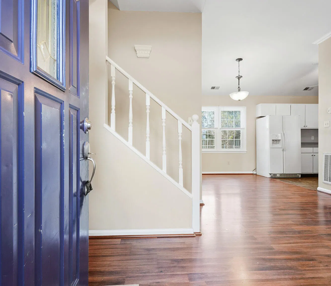 3 bed, 2.0 bath, 1530 sqft, $1,695 — Photo 3