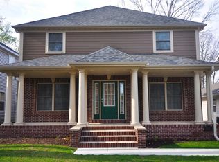 809 W Main St, Urbana, IL 61801