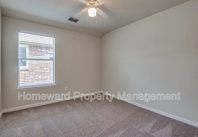 11728 Netleaf Ln — Photo 5