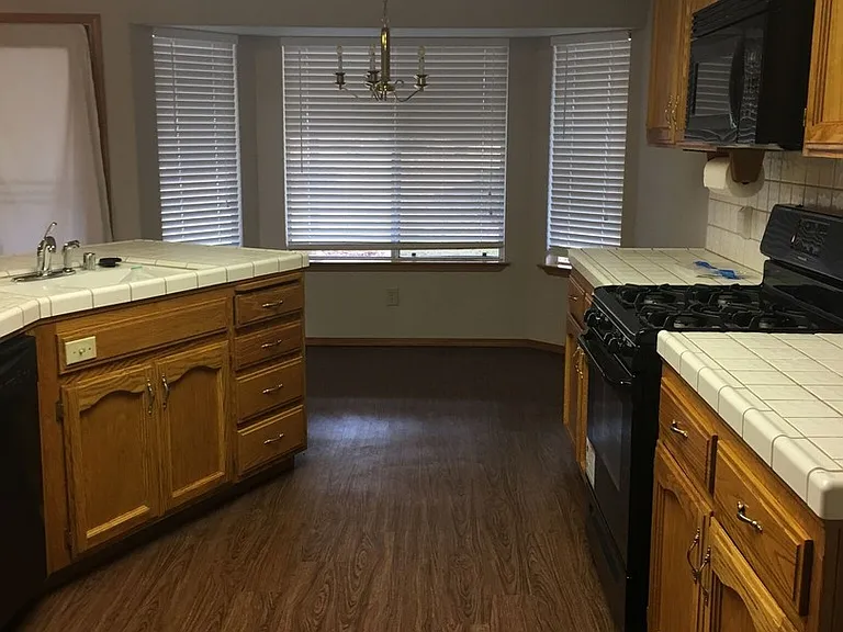 410 E Wilson Ave — Photo 4