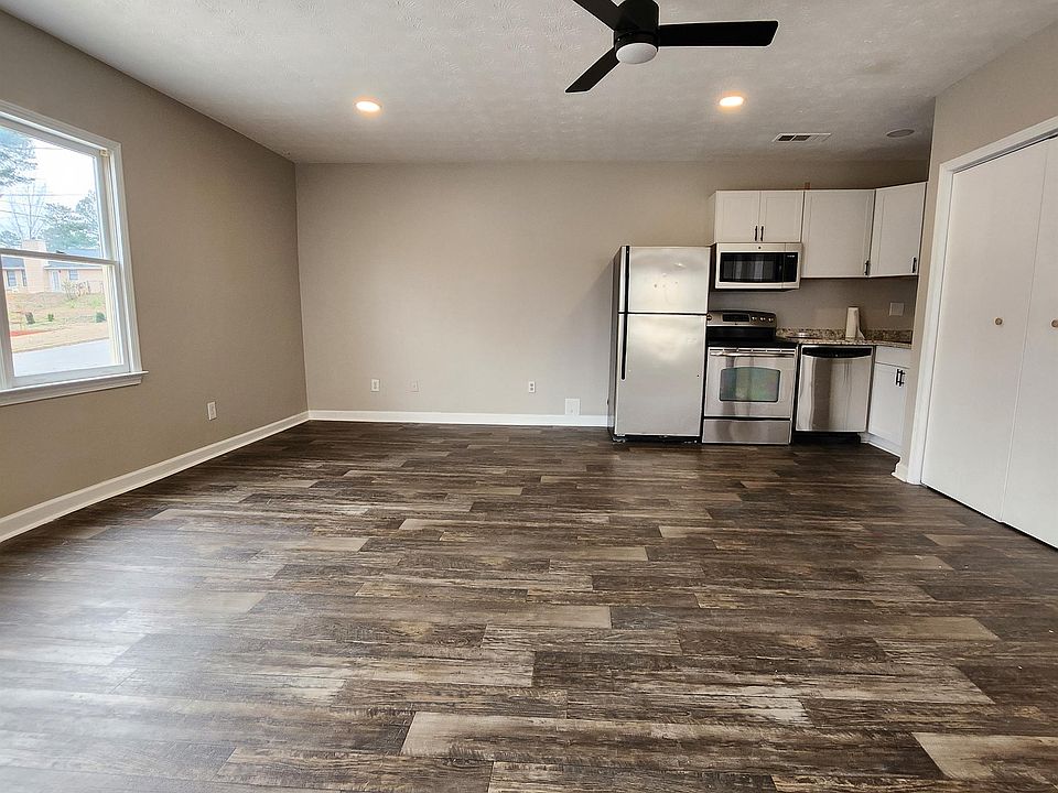 1st image of 5405 Cindy Ln SE #B