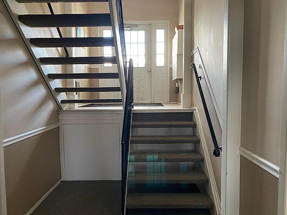 Ground level unit with easy access to main entrance, laundry and storage space.