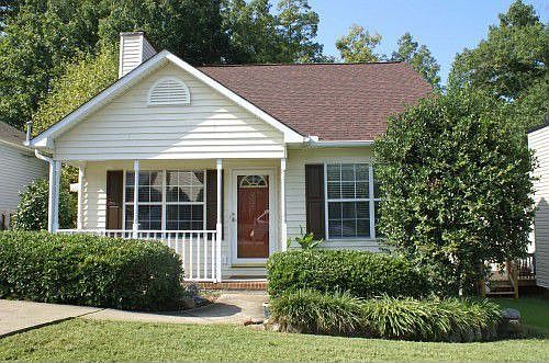 1st image of 207 Southcreek Dr