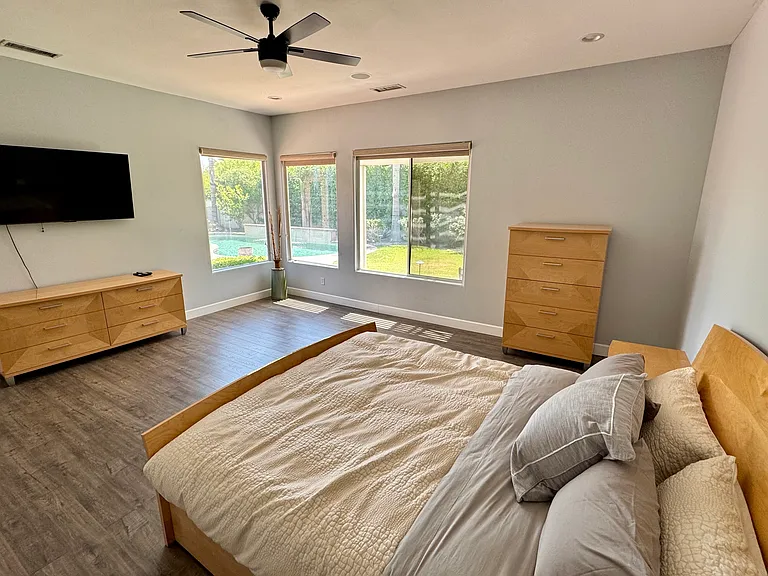 25 Buckingham Way — Photo 19