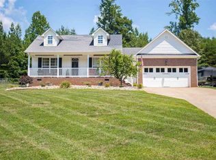 275 Summer Winds Ln, Inman, SC 29349