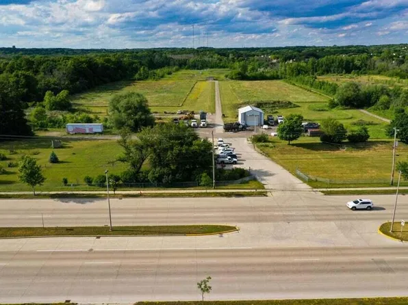 5732 West RAWSON AVENUE, Franklin, WI 53132