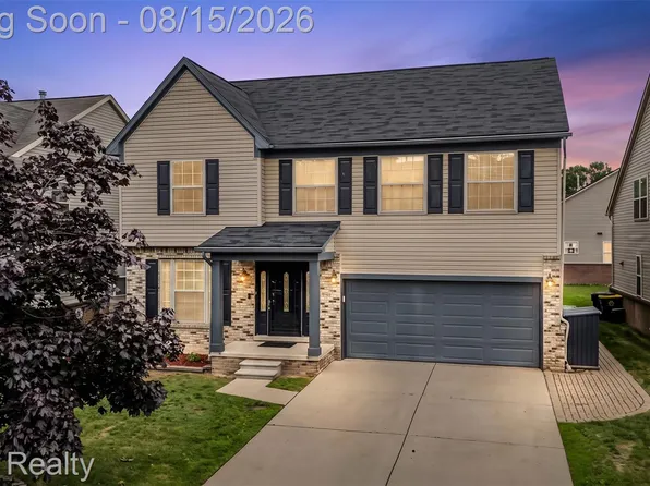 5930 Rolling Ridge Dr, Trenton, MI 48183