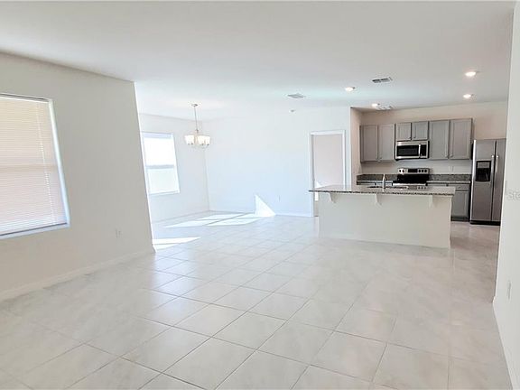 3rd image of 5126 Foxtail Fern Way