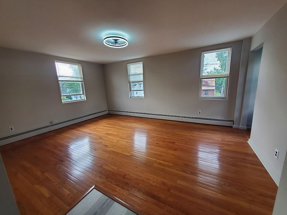 Living RM