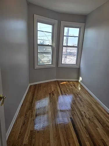 50 Gates Ave #2B Photo 1