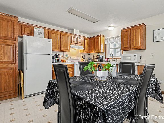 5th image of 2674 Walnut Hills Ct SE