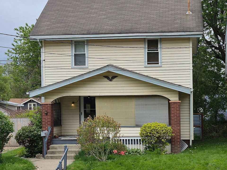 1st image of 1629 Gibbs Ave NE