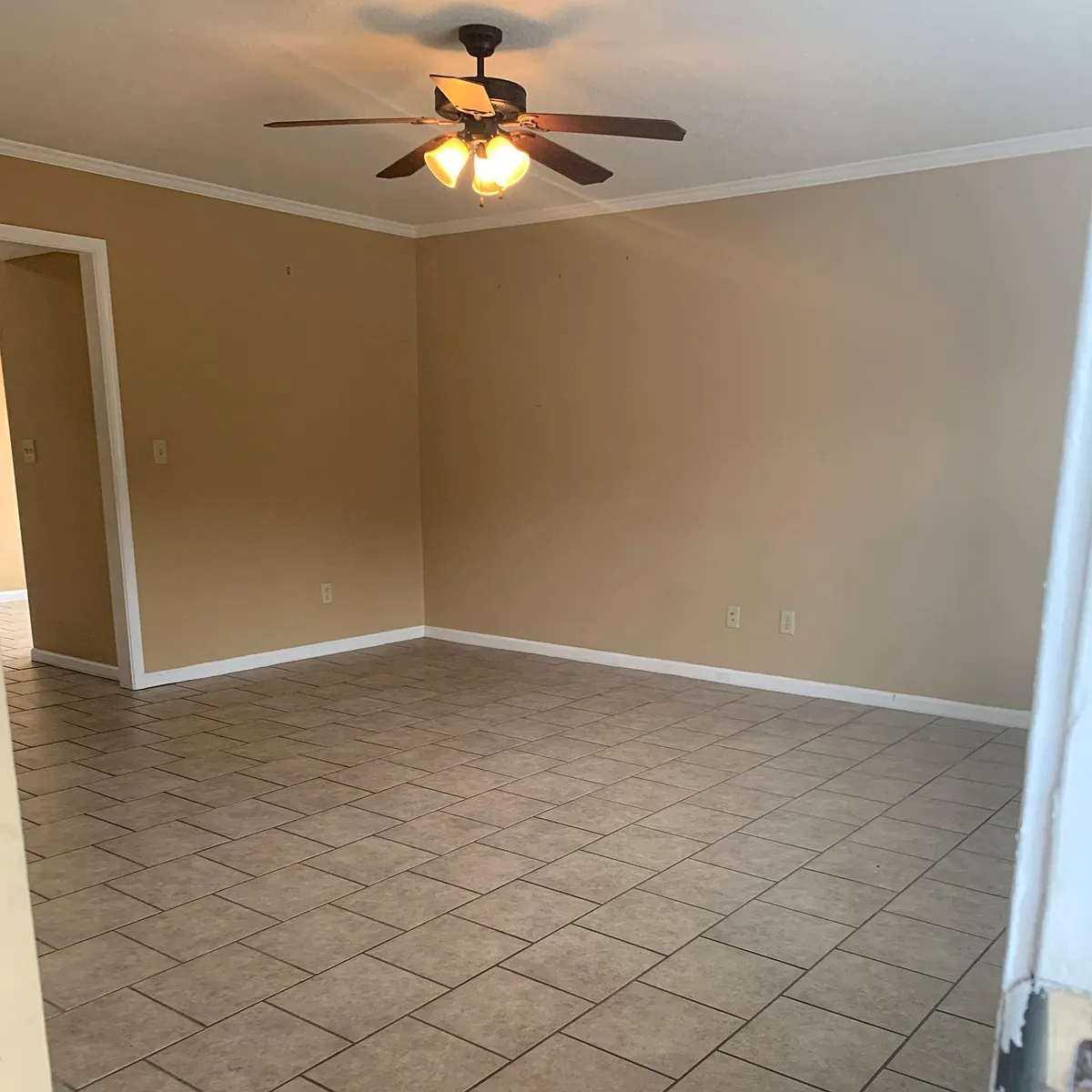 Building Photo - 16438 Maple Arbor Way