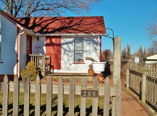 208 W Maple St #1, Champaign, IL 61820