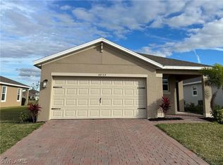 18532 Cronin Sand Ln, North Fort Myers, FL 33917