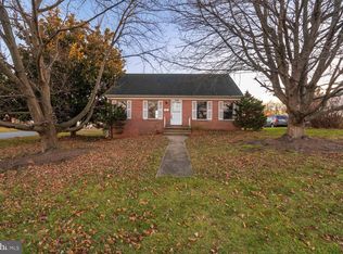 17511 Gay St, Hagerstown, MD 21740