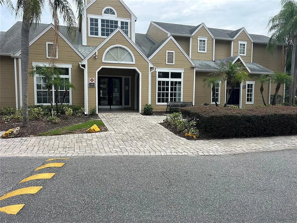 1 bed, 1.0 bath, 673 sqft, $1,350 — Photo 3