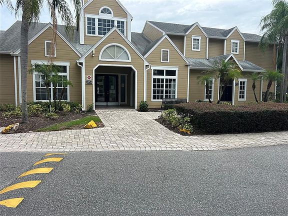 3rd image of 1037 S Hiawassee Rd APT 2824