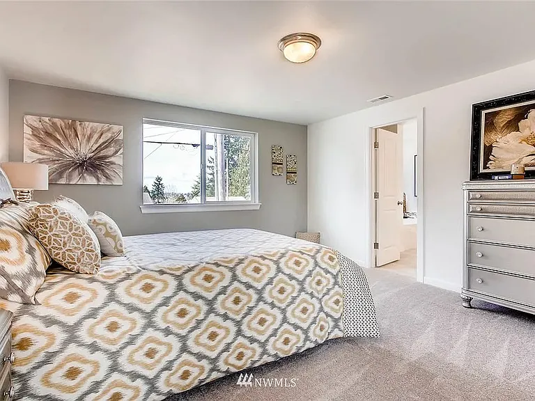 318 SW 106th St — Photo 12