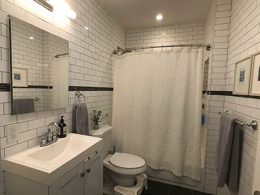 Rented by Ideal Properties Group | media 28