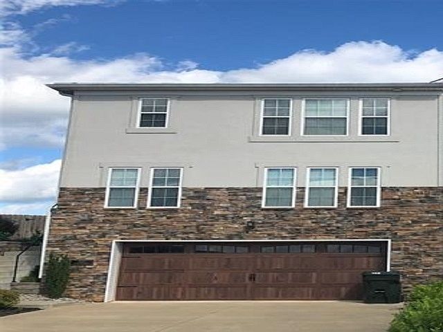1st image of 152 Vineland Parkway Dr