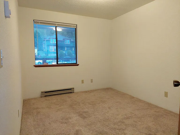 811 North Garden Street — Photo 17