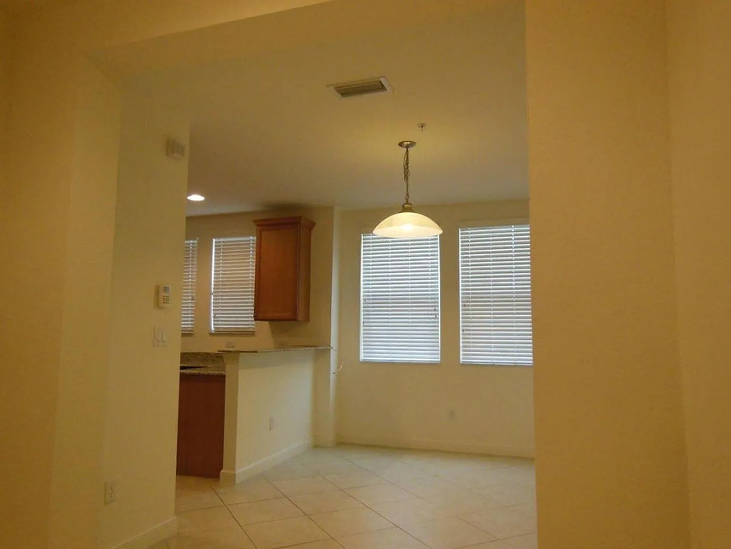 590 Amador Lane 4, West Palm Beach, FL 33401 — Photo 3