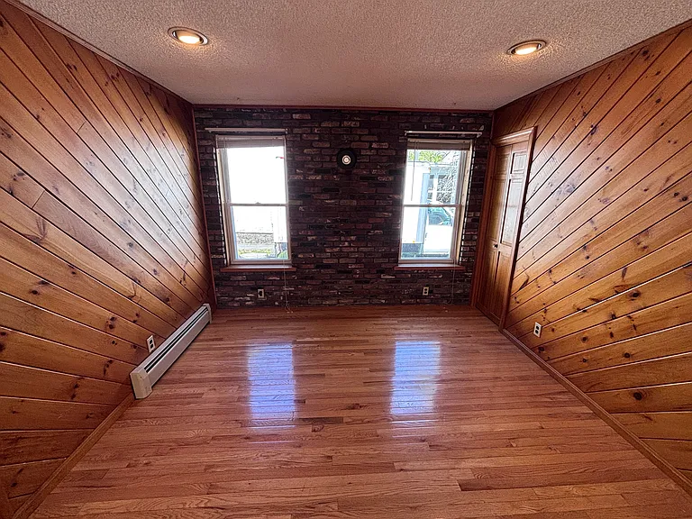 81 4th Ave #1 — Photo 7