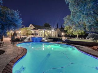 2320 S Cimarron Rd, Las Vegas, NV 89117