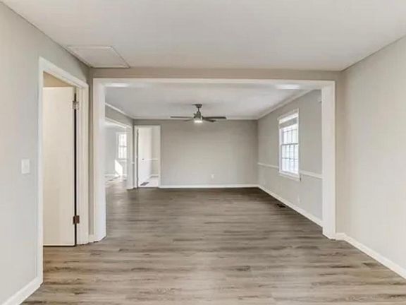 3rd image of 5250 Phoenix St