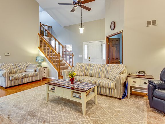 4th image of 34061 N Old Walnut Cir