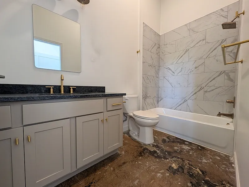 2 bed, 2.0 bath, 1041 sqft, $1,495 — Photo 2