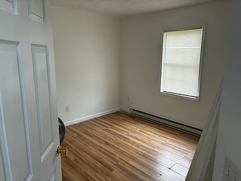 1150 Tomasula Dr — Photo 10